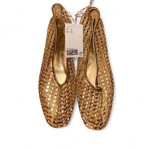H&M Gold Straw Flats - NWT